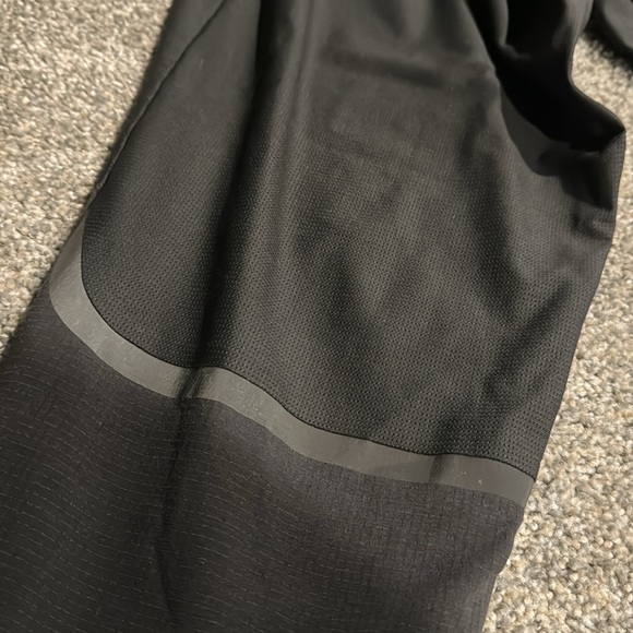 Lululemon Dark Grey Track Pants size L - Picture 4 of 6